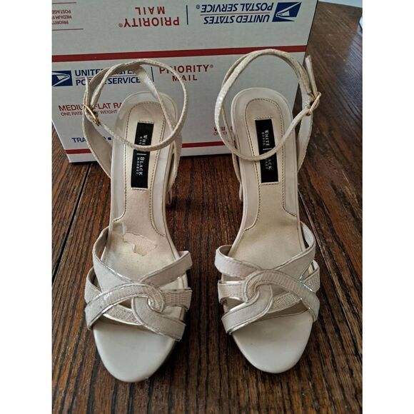 Size 7M White House Black Market Camille Natural Chunky High Heel Shoes Biscotti - Picture 2 of 6